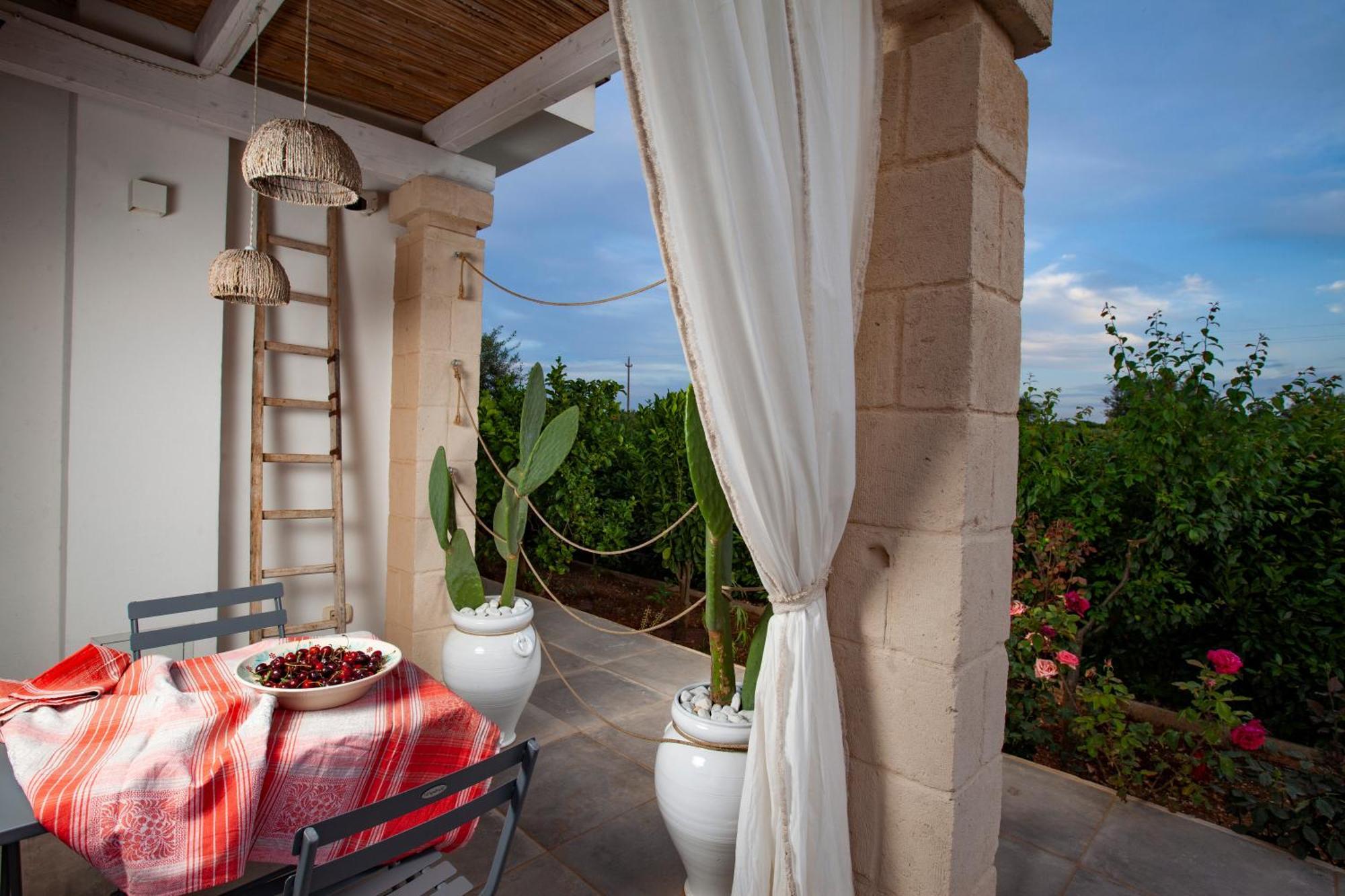 Casa Mia In Puglia Guest House Conversano Exterior photo